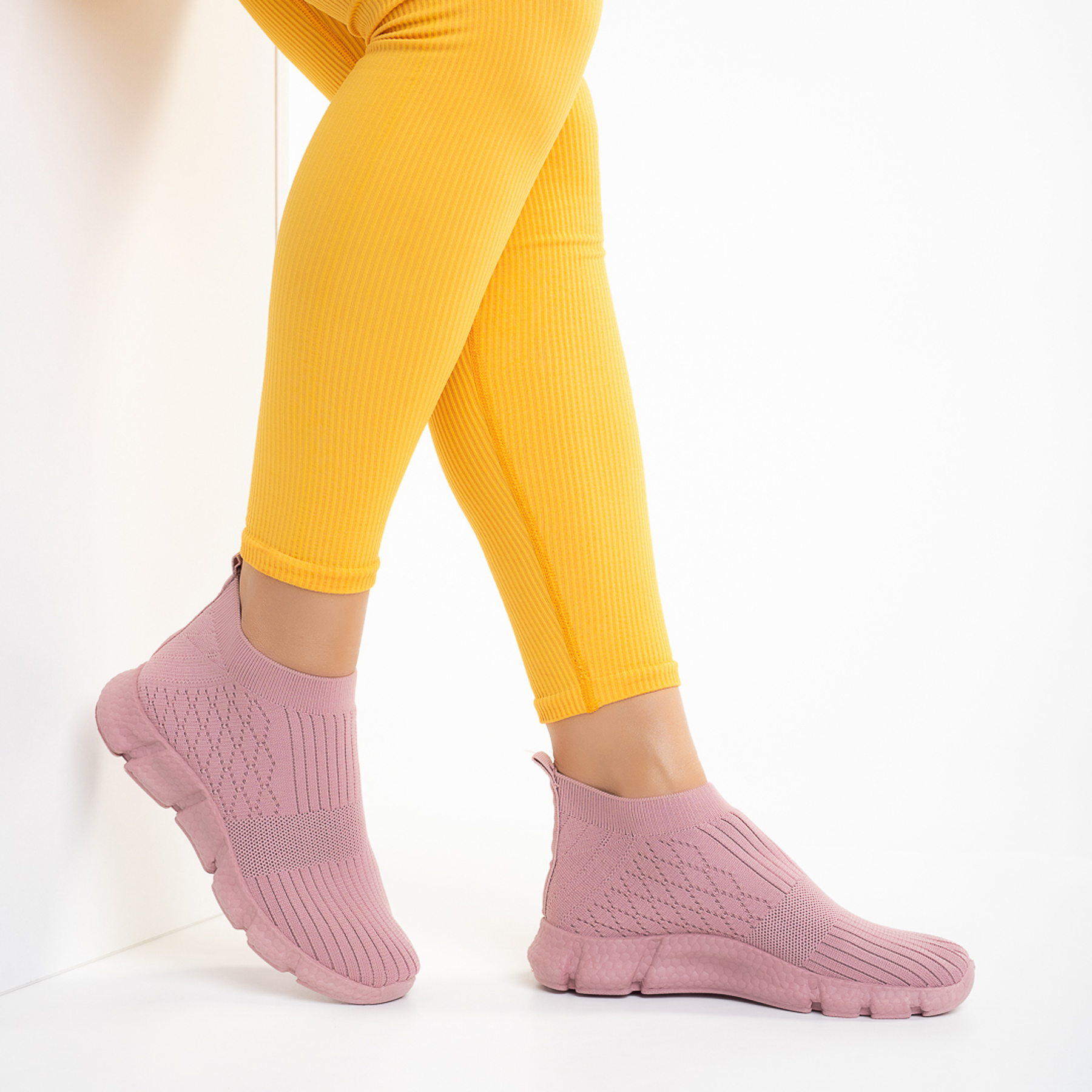 Pantofi sport dama roz din material textil Raina kalapod.net imagine reduceri