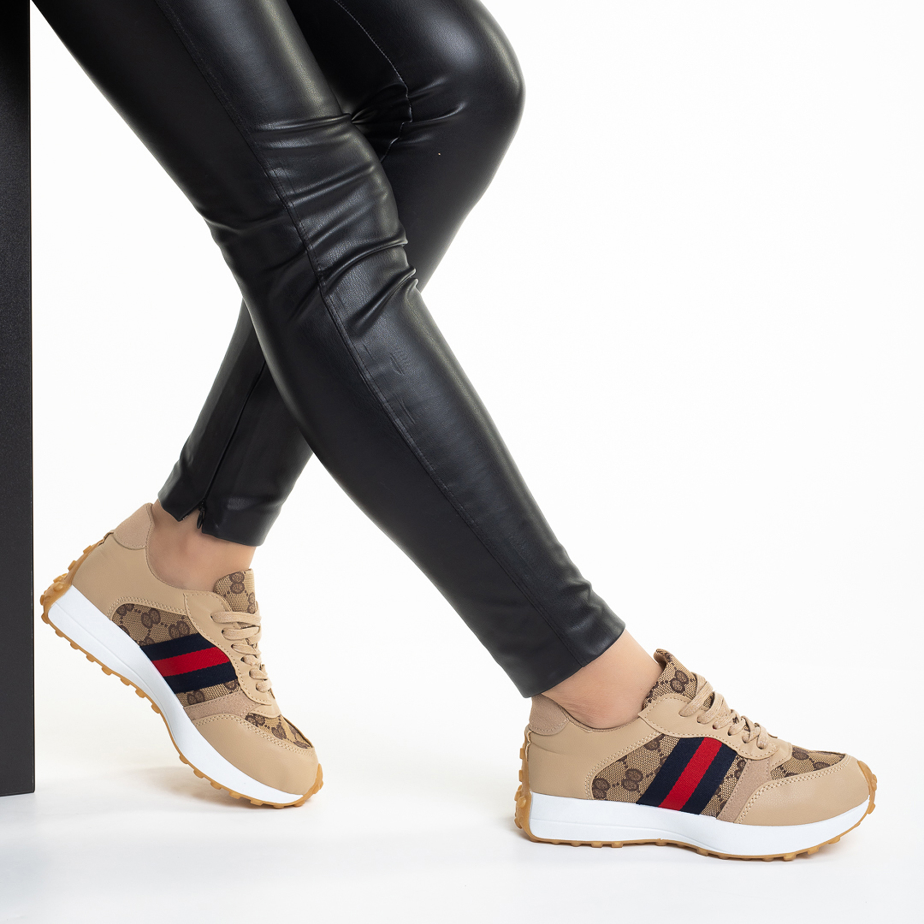 Pantofi sport dama bej inchis din piele ecologica si material textil Palmira