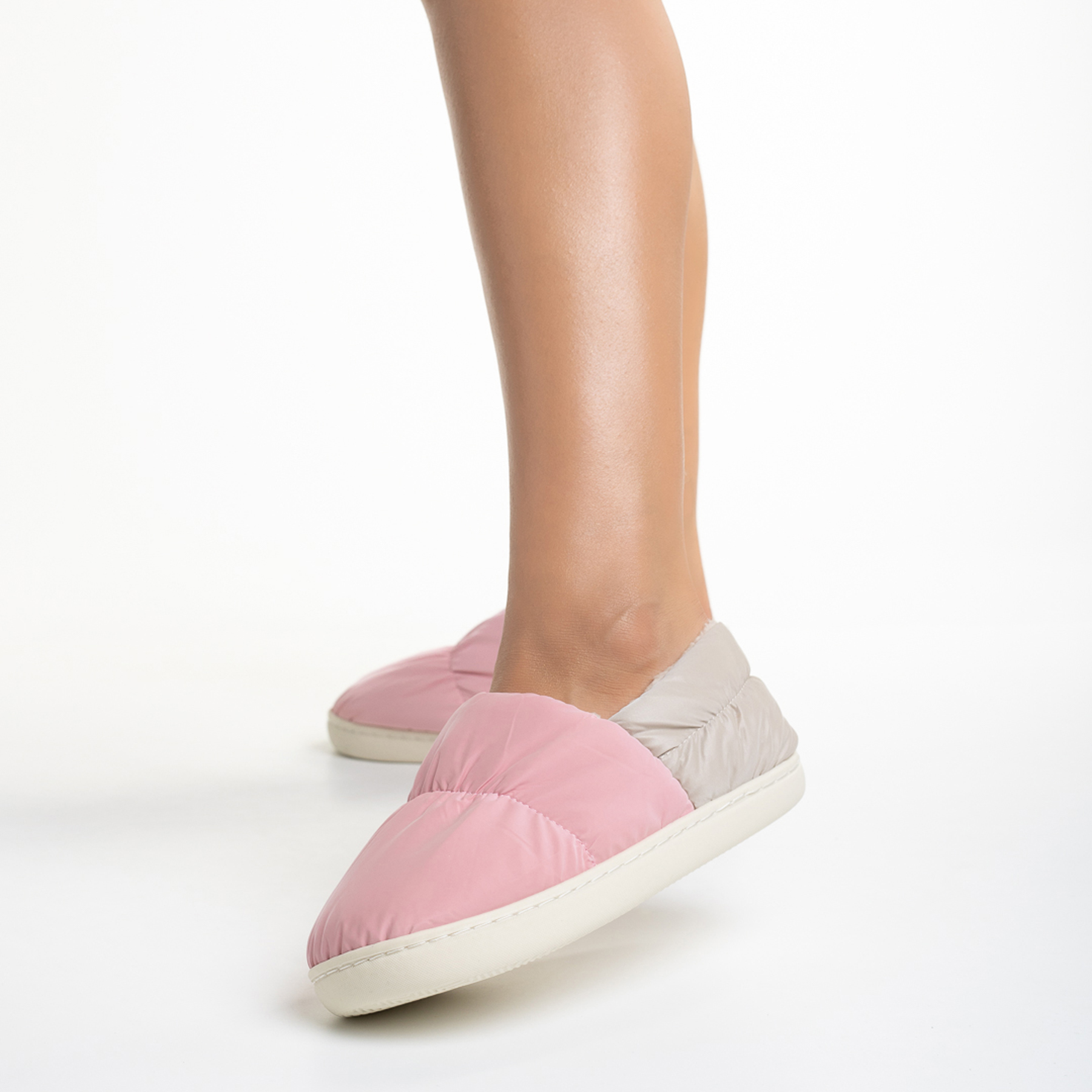 Papuci dama roz din material textil Rogina image4