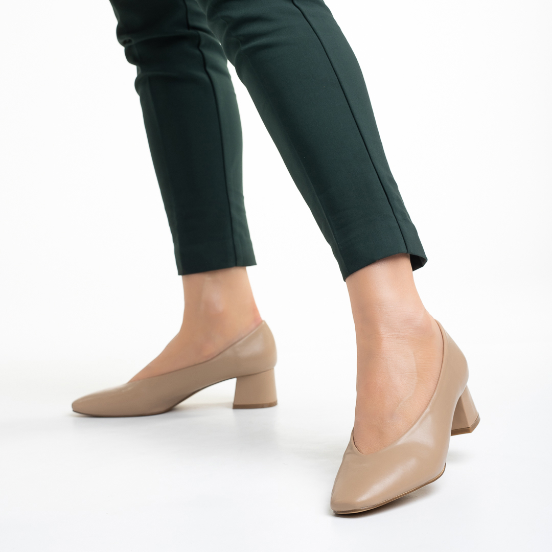 Pantofi dama bej din piele ecologica cu toc Veda Incaltaminte Dama 2023-03-19